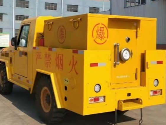 仁布凯龙爆破器材运输车：保障爆破任务的安全运行
